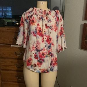 NWT Karen Kane Off The Shoulder Why are your flowers floral amazing beautiful S